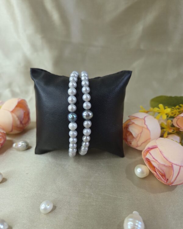 Double line of Gray Fresh Water Pearl Bracelet