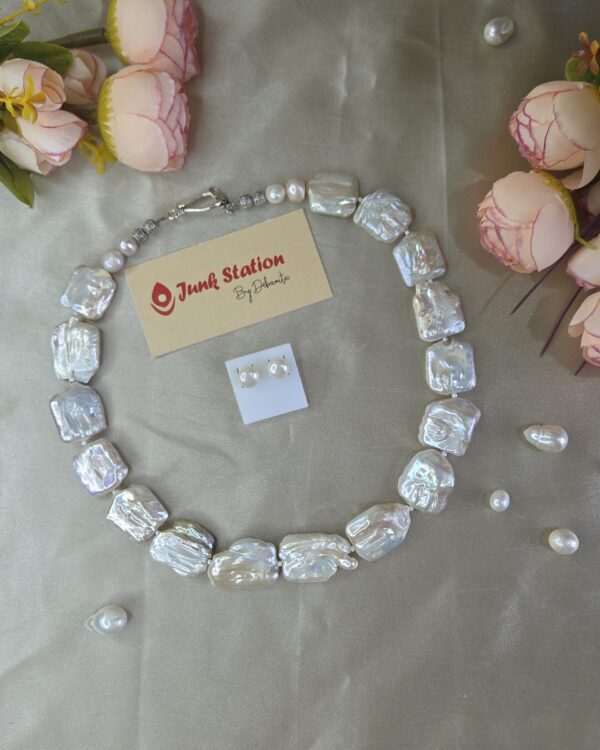 Single line of square baroque pearl