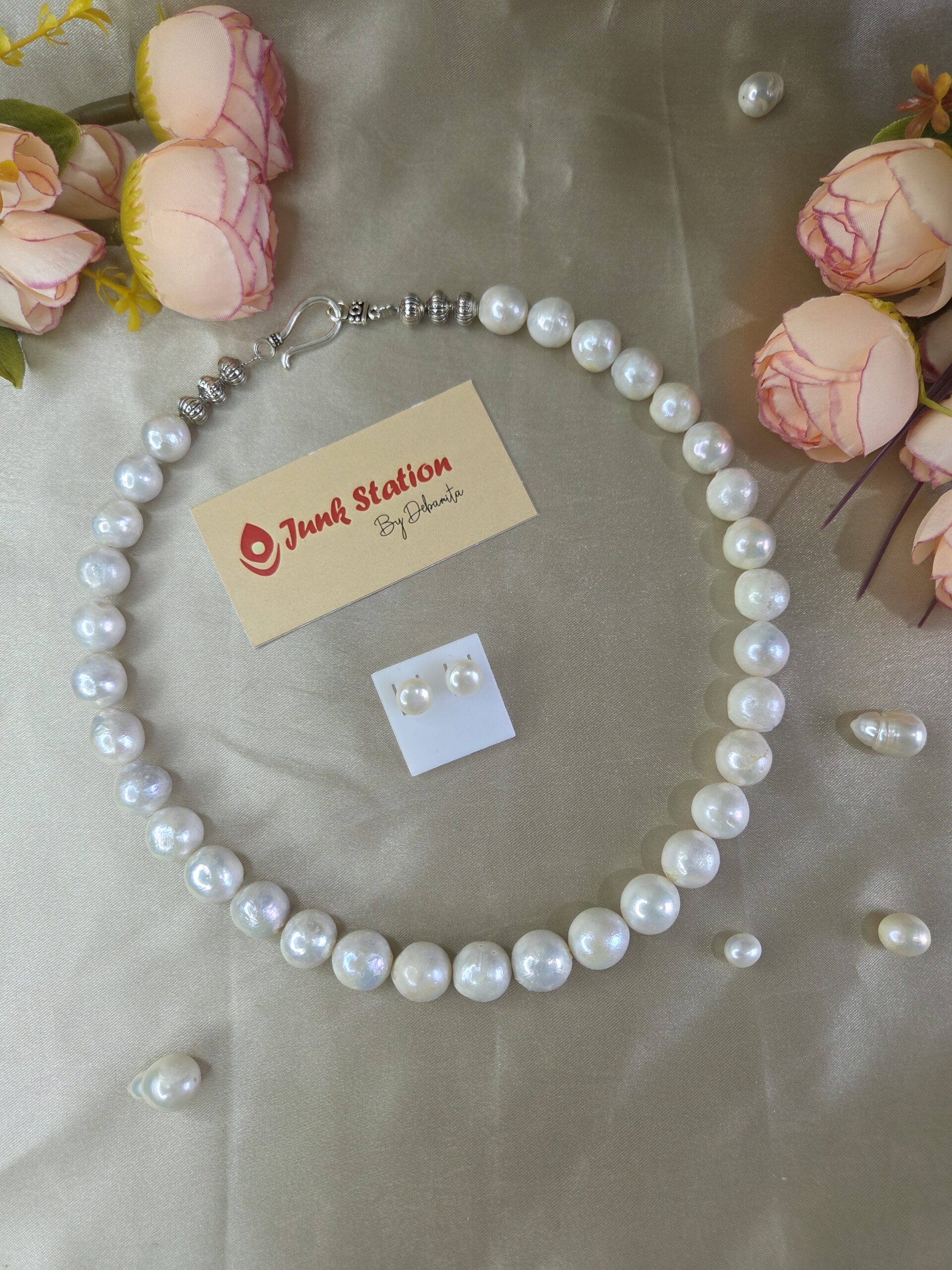 Single line of White Pearl Neckpiece - Image 4