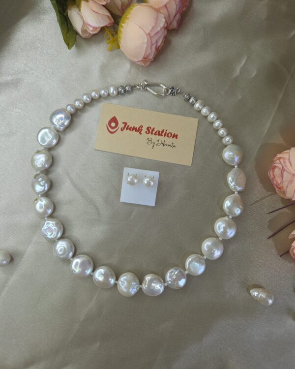 Single line of White Coin Pearl Neckpiece