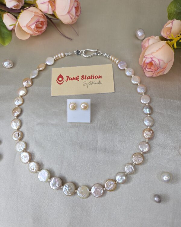 Single line of Peach Coin Pearl Neckpiece