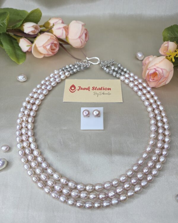 Triple lines of Pink Fresh Water Pearl Neckpiece